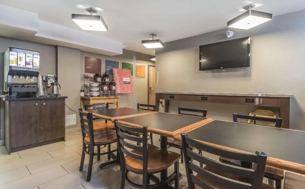 Comfort Inn Toronto City Centre