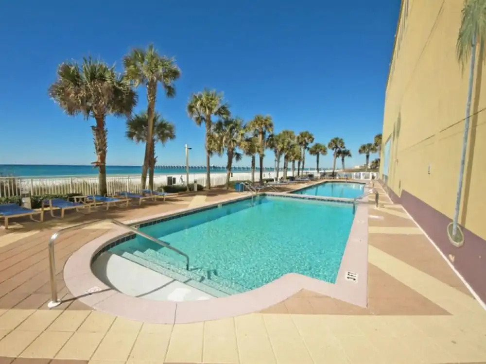 Sterling Reef Beach Resort
