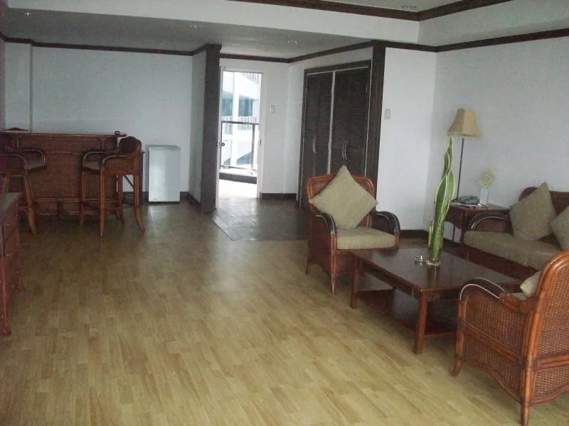 Koresco Hotel