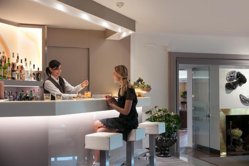 St. Mauritius Hotel