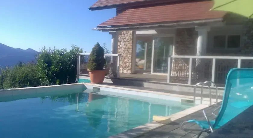 Le Balcon de Pugny
