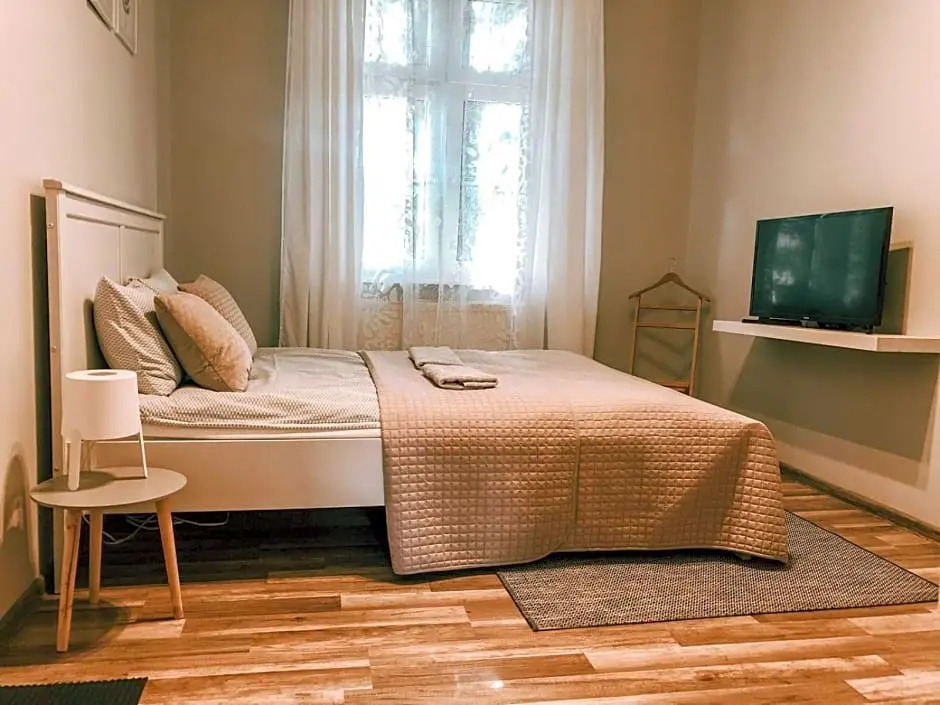Bankowa 8 Guest Rooms