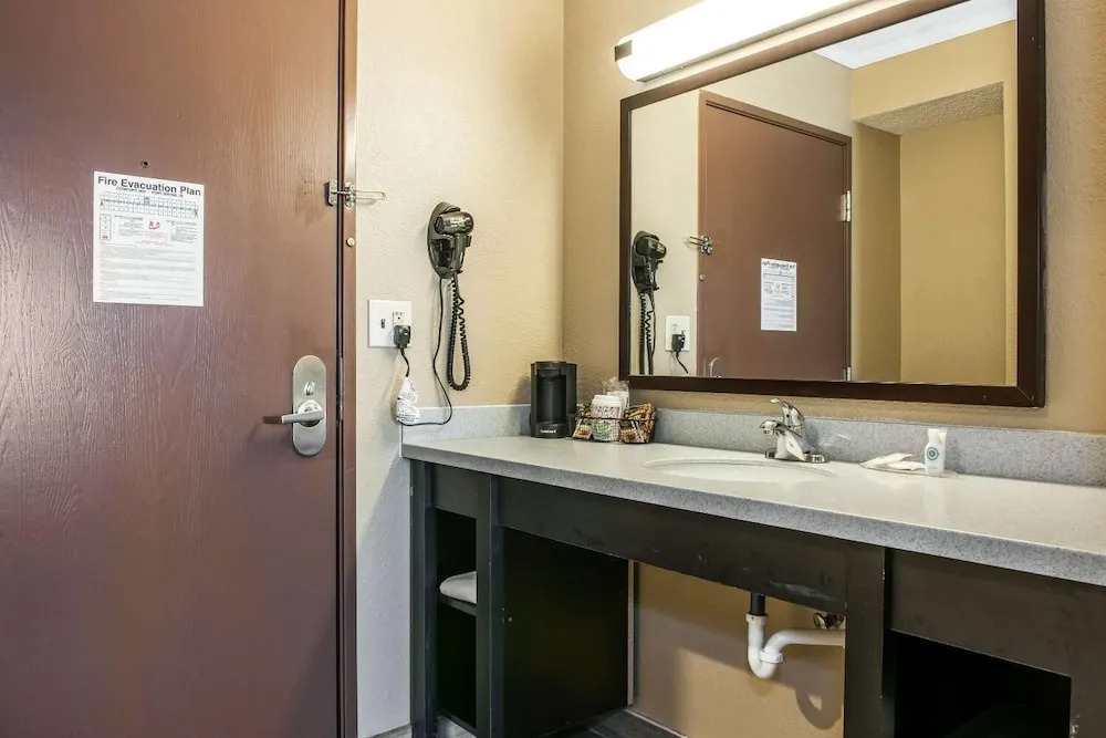 Comfort Inn