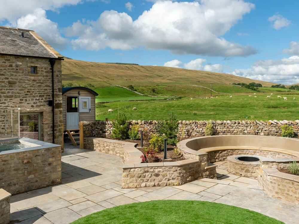 Gunner Lodge