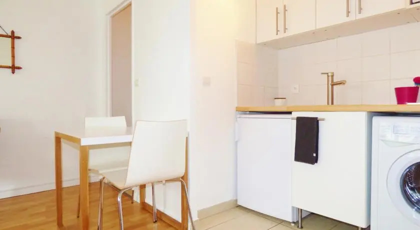 Studio Place Dupuy