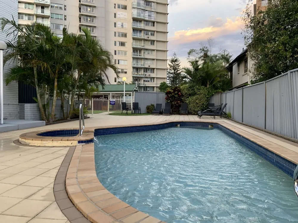 Burleigh Gardens North Hi-Rise Holiday Apartments
