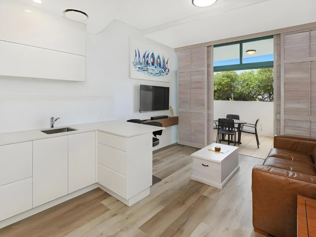 Grand Palais Boolarong Beachside Apartments