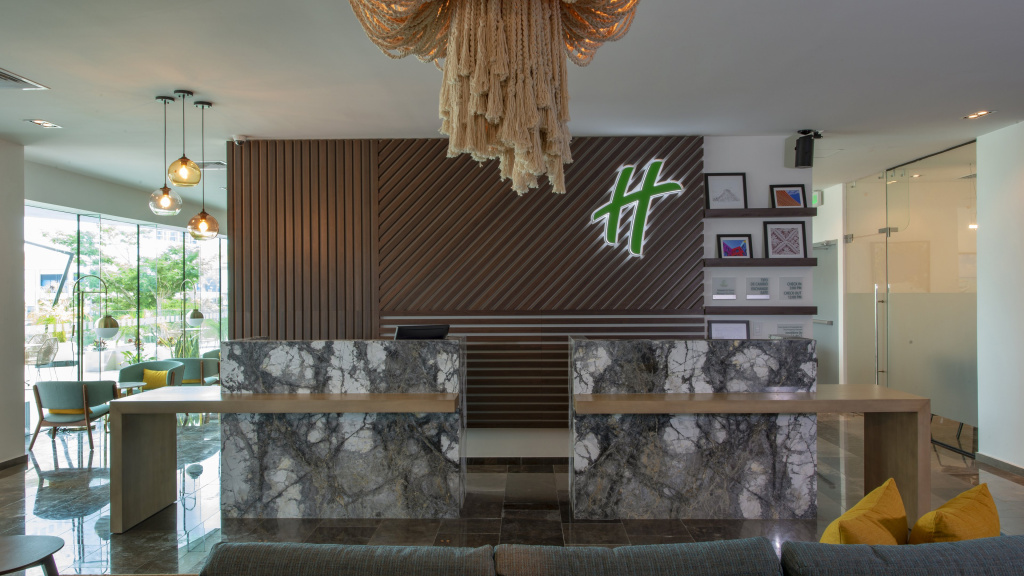 Holiday Inn & Suites - Merida La Isla by IHG