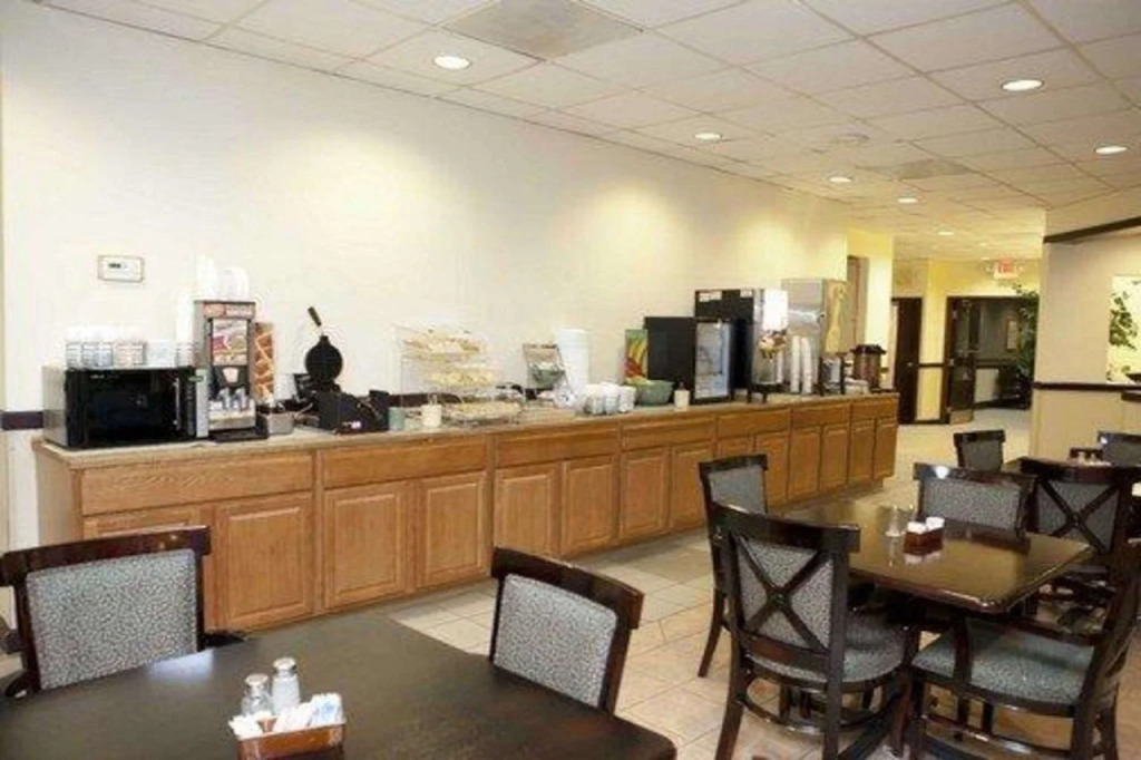 Quality Inn Morganton Southeast