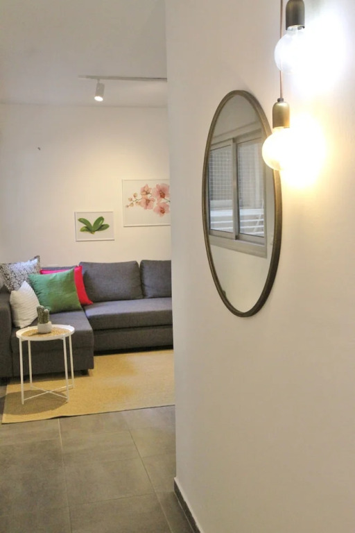 2R full of charm and style at heart of Florentine