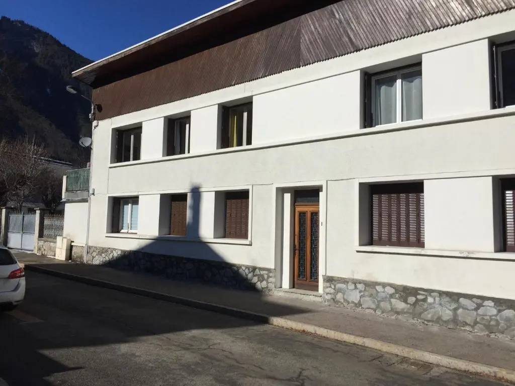 Superbe appartement à Bourg d'Oisans avec terrasse Sud
