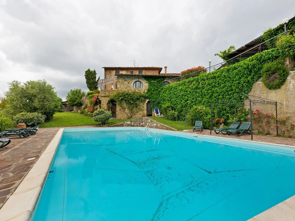 Beautiful Holiday Home in Chianti With Swimming Pool