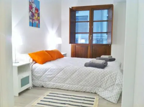 Superb Central Market Apt