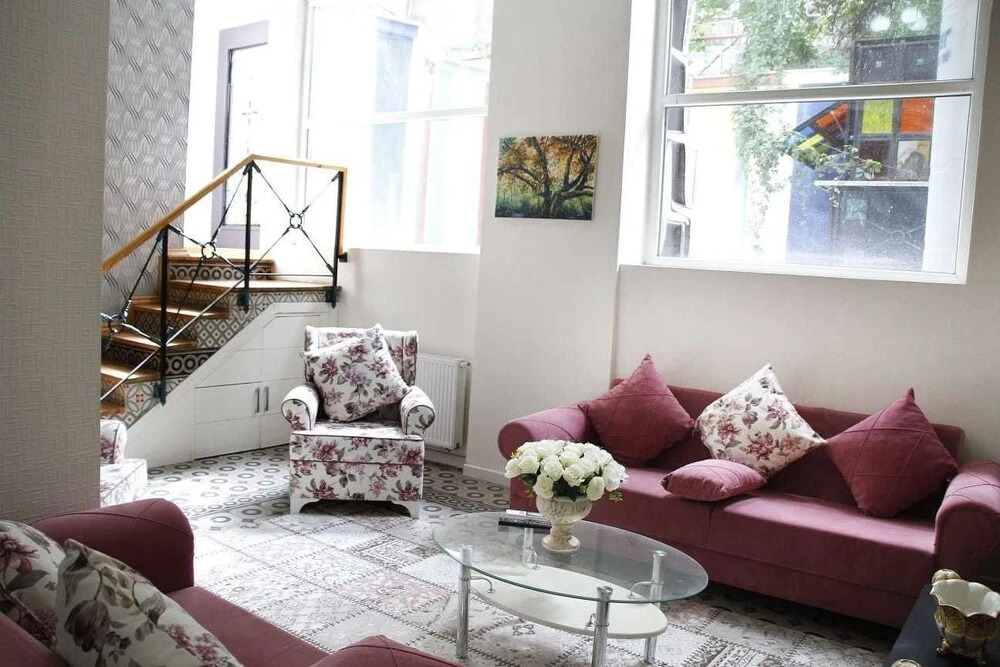 Sarah Suite