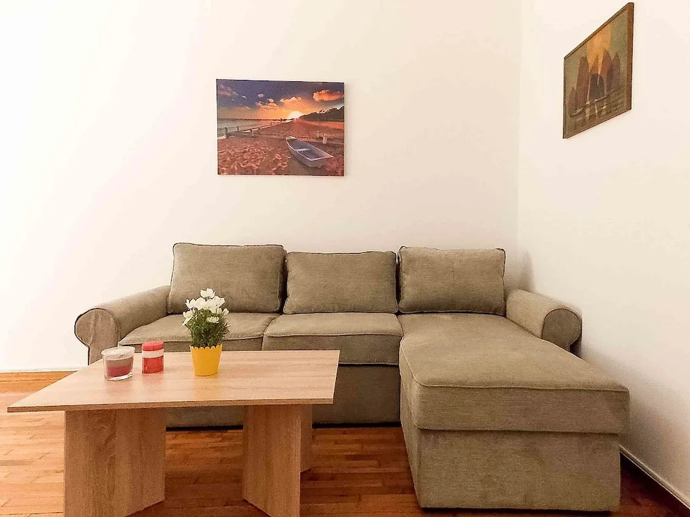 Dervenion-Athens Cozy Apartment