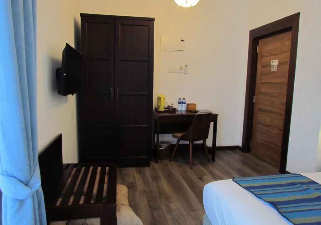 KMC Villa