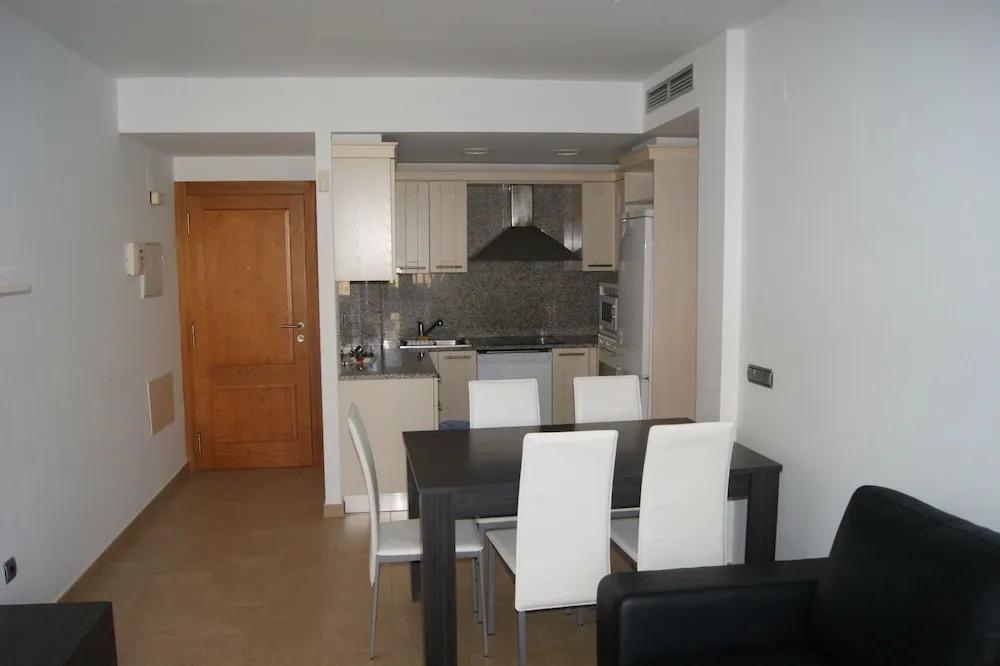 Marineu Alcossebre Beach Resort
