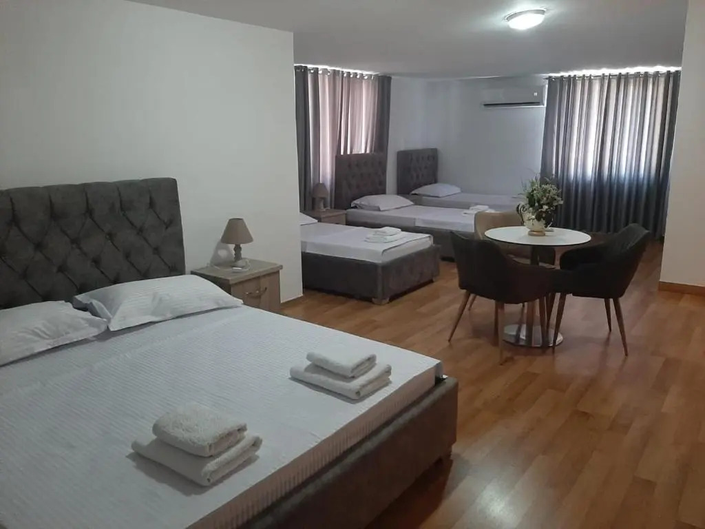 Hotel Vila Arbri