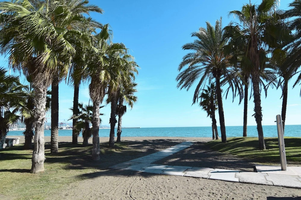 Letmalaga Sea Pacific