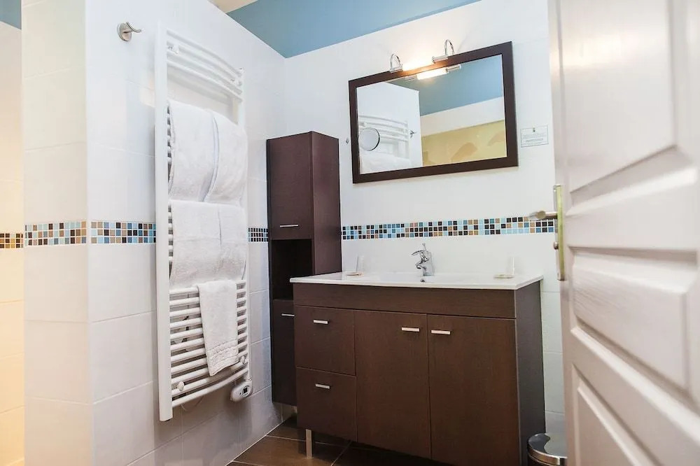 Logis Hotel Erreguina