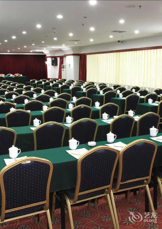 Adange Hotel