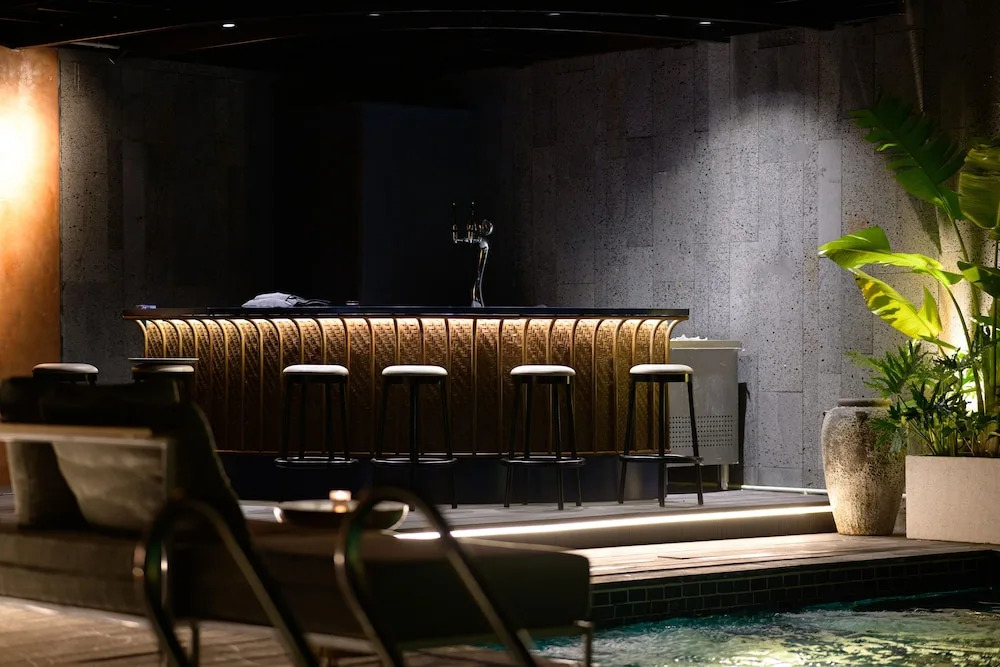 The Almin Hotel