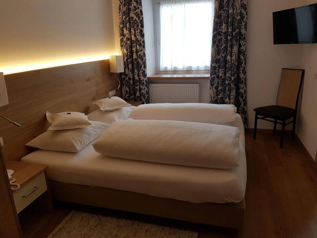 Hotel Dolomiten