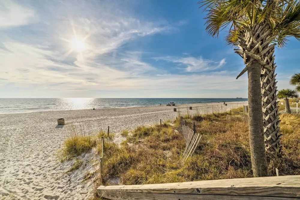 ‘The Sage’ PCB Family Getaway - Walk to Beach