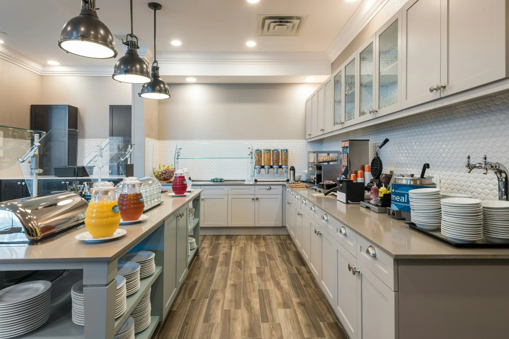 Homewood Suites By Hilton Ottawa Airport