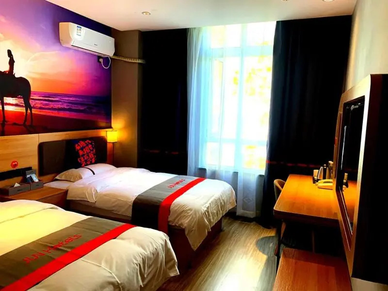 JUN Hotels Tianjin Jinnan District University City Pingfan Road