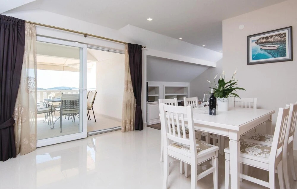 Nice Home in Orebic With Wifi and 2 Bedrooms