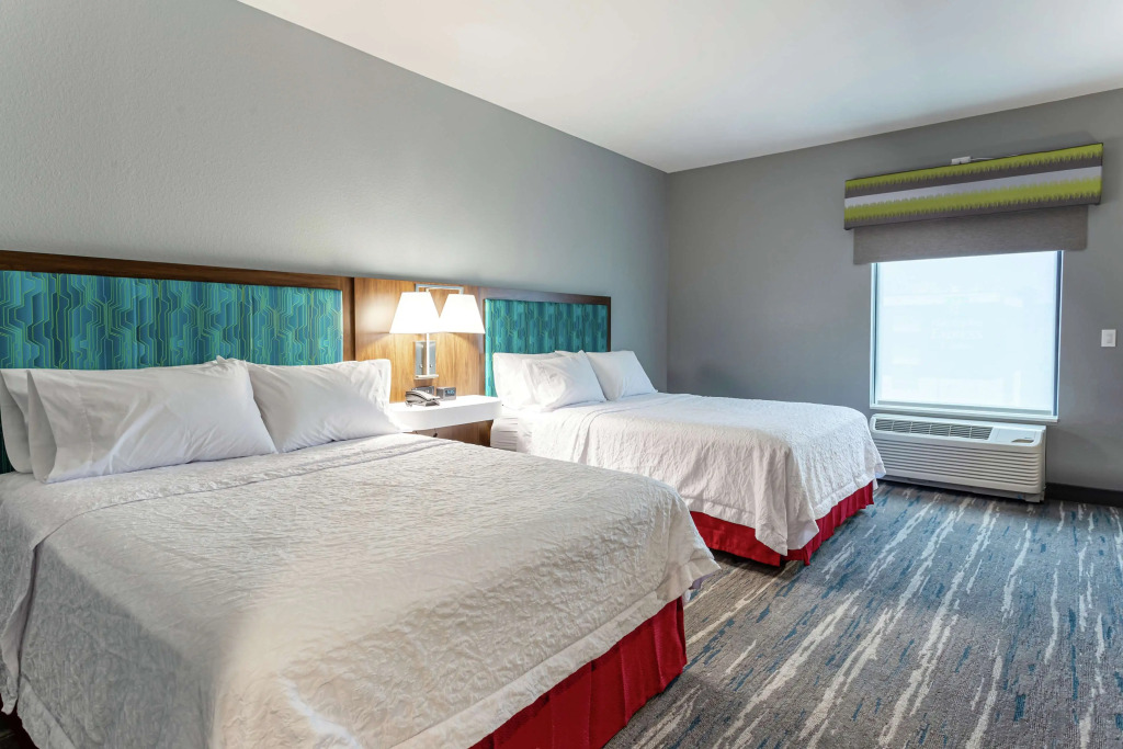 Hampton Inn Madison, OH