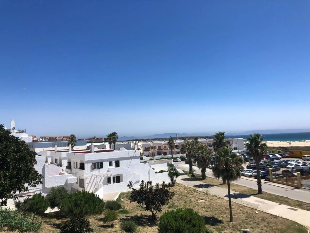 Tarifa Beach apartment with ocean views and pool