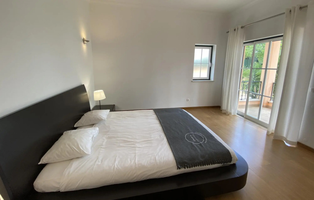 Globo by Check-in Portugal
