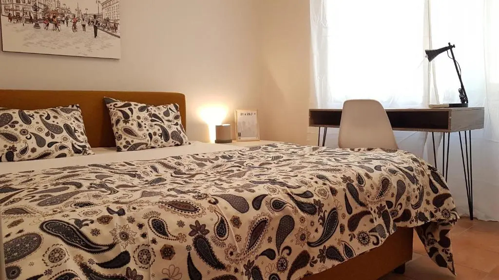 Palette Apartment Terracotta - Athens Center, 3 BD, 2 BATH