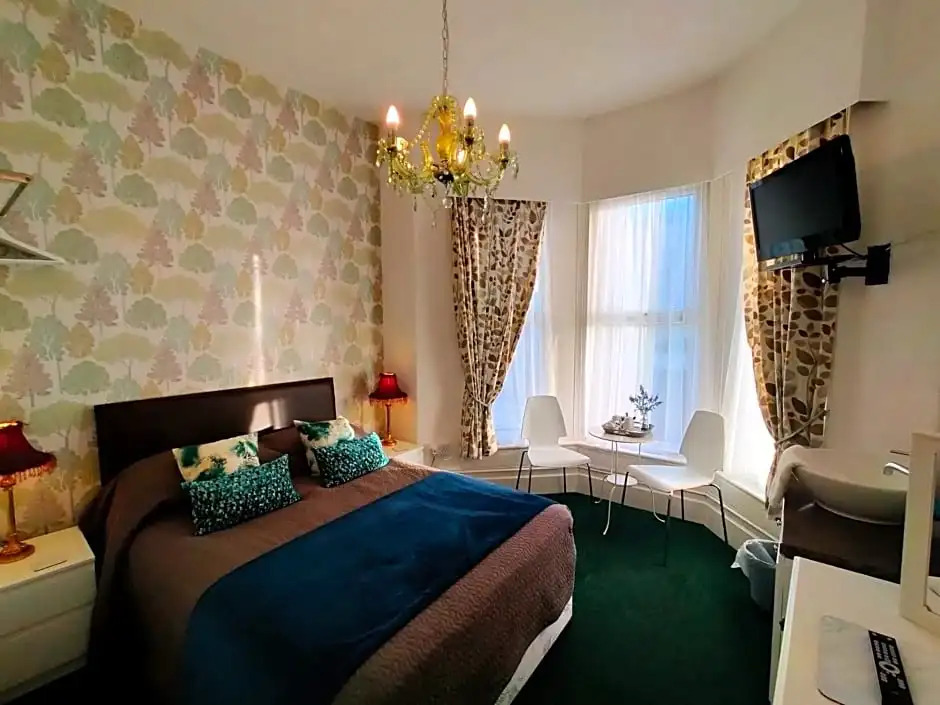 Hotel Babylon