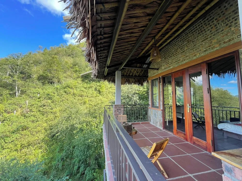 Ta Xua Ecolodge