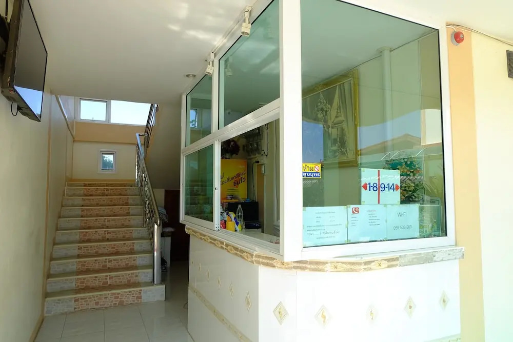 R J House Resort