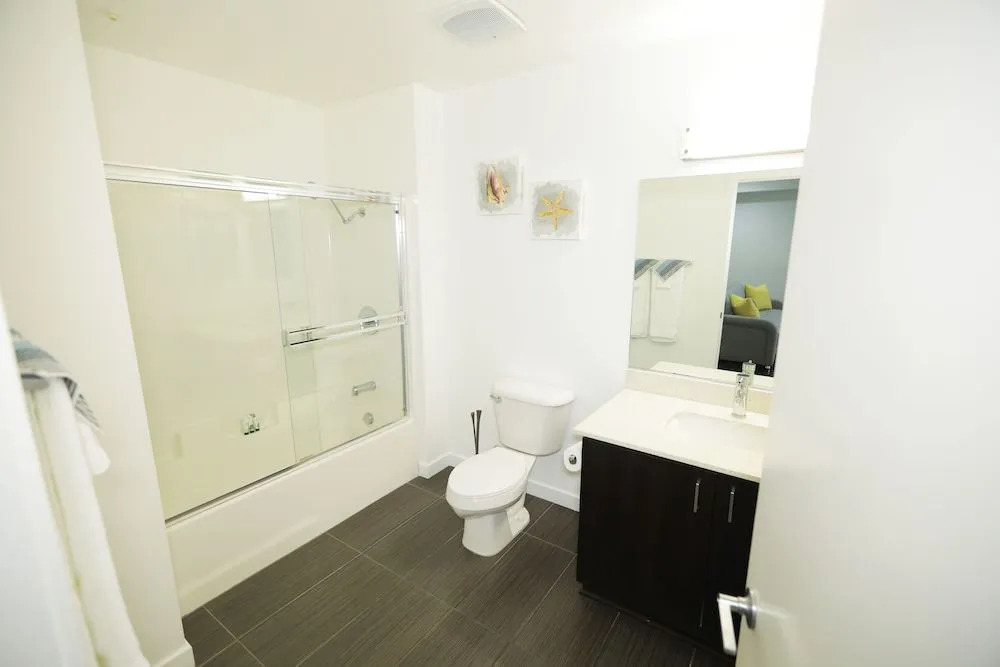 Hollywood Urban Residences