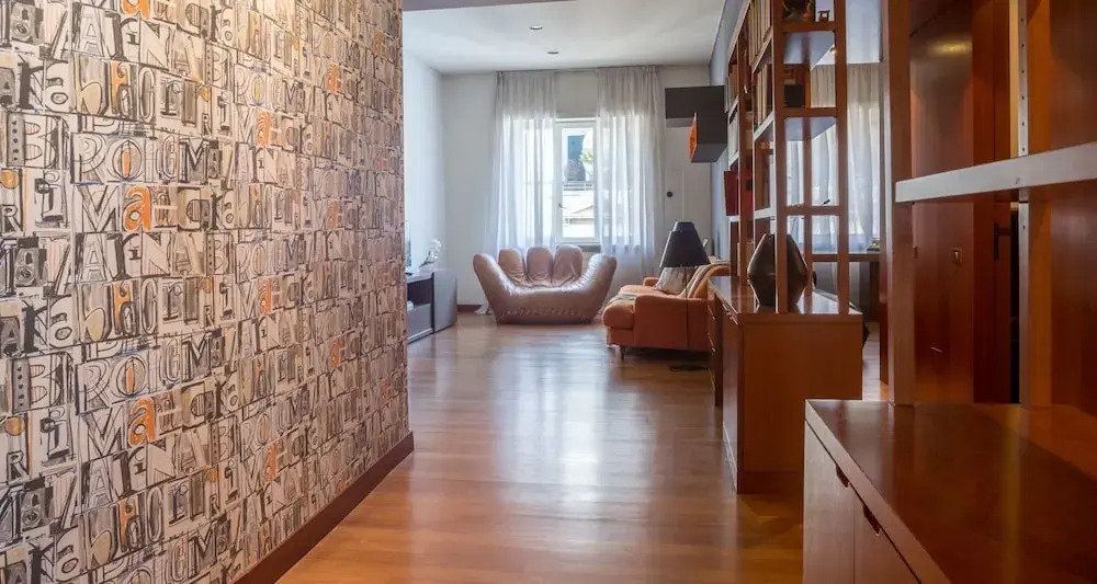 Hintown San Babila House