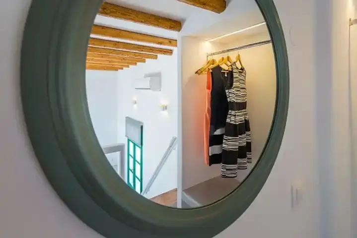 Babounis Suite