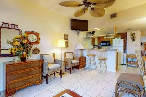 Ventura Condominiums #208