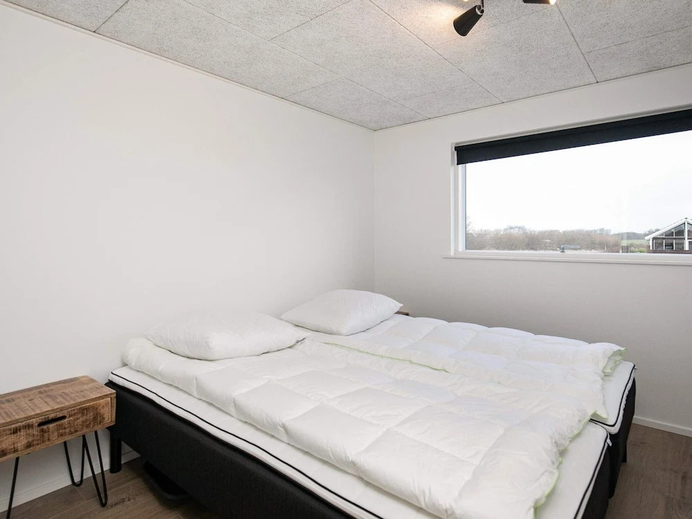 10 person holiday home in Bogense-By Traum