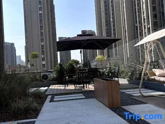 Yiyun Esports Hotel (Zhongjun Ideal City Branch)