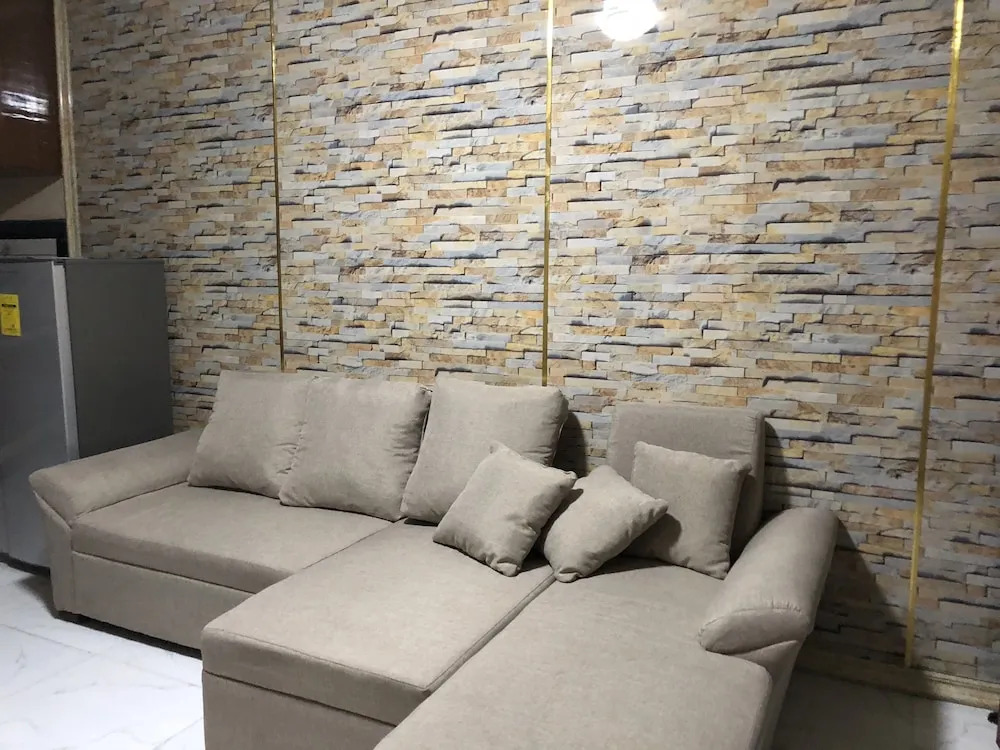 Luzville Residences - C8
