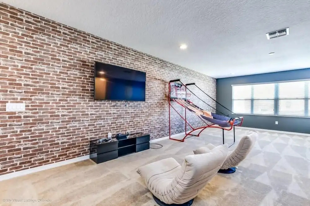 7013ows 14 Bed 14 Bedroom Home