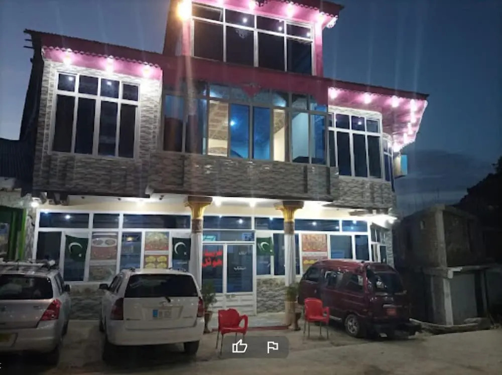 Three Star Hotel