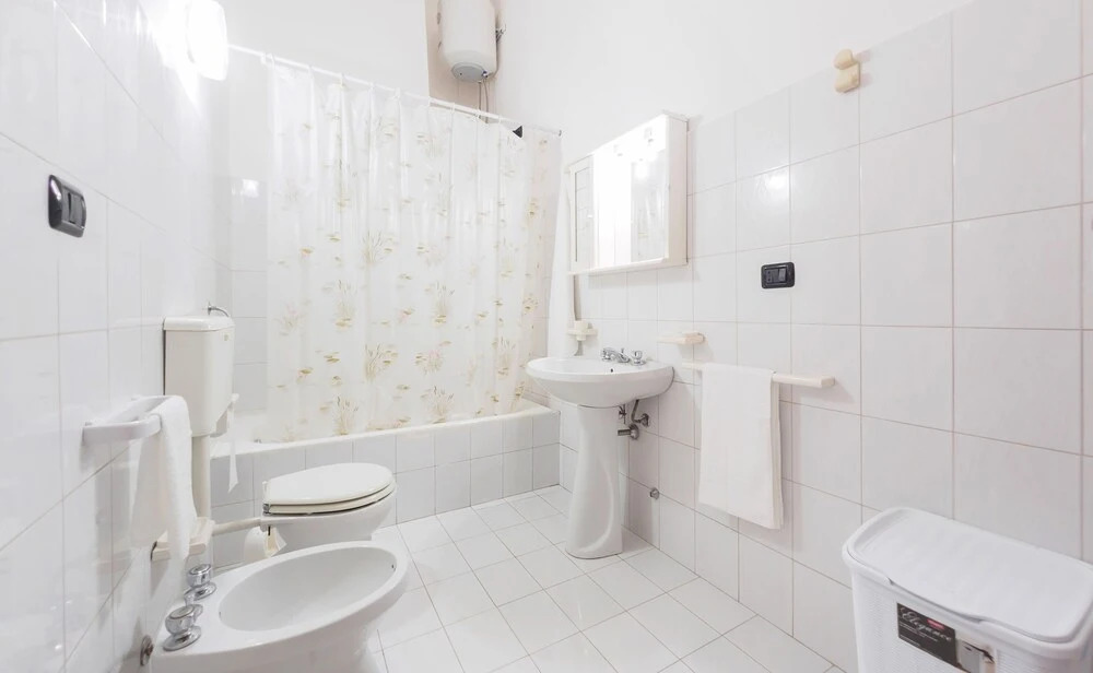 Crisilla Guest House