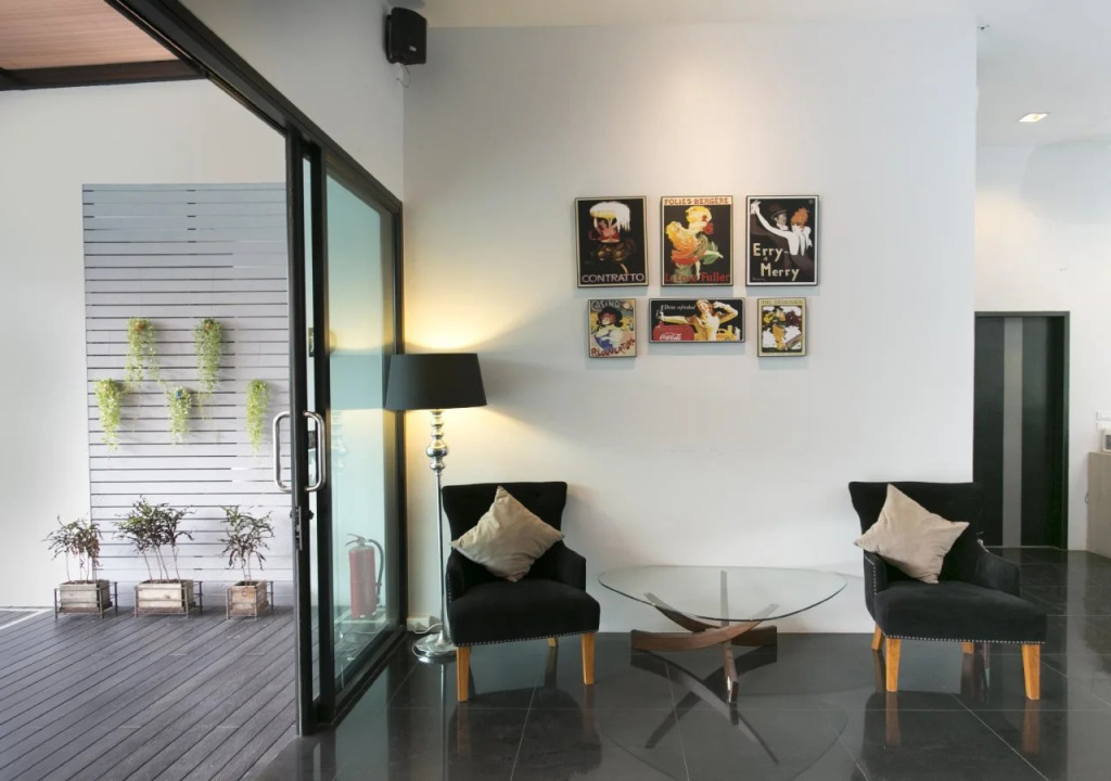 D Living Hotel