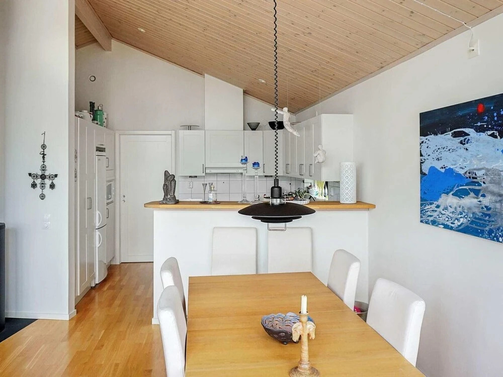 6 Person Holiday Home in Strömstad
